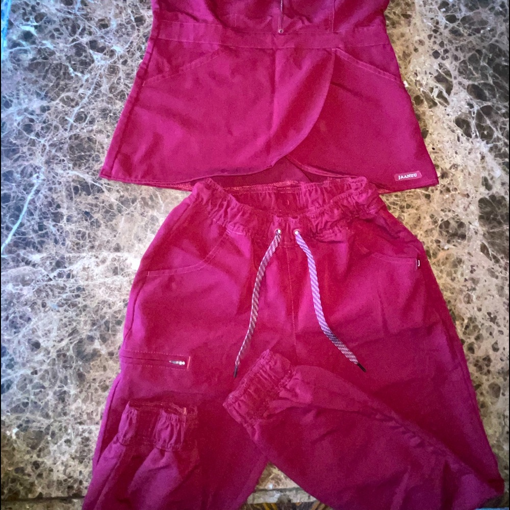UCHealth Scrubs sets